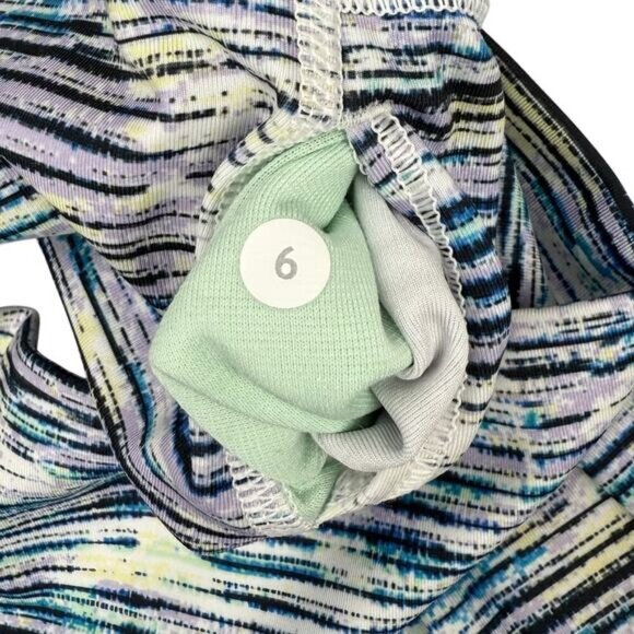 LULULEMON High Times Pant Full-On Luxtreme Size 6 Blurry Belle Multi - Picture 8 of 8